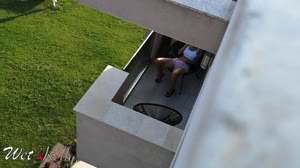 Caught my neighbors daughter masturbating on her balcony-llz