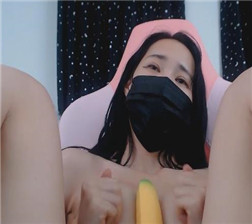 韩国女主播用香蕉当做玩物.mp4